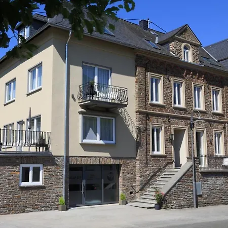 Halfenstube&villa 1894 4*