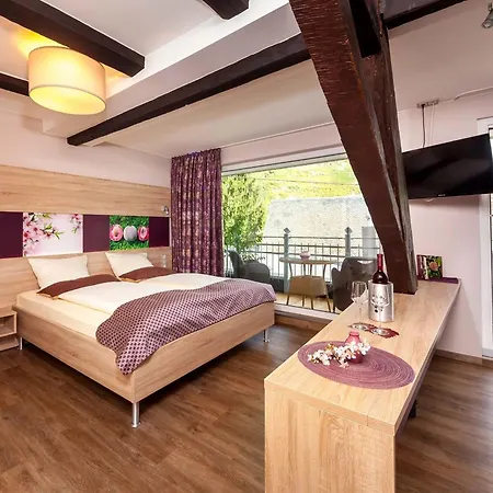 Hotel Halfenstube & 1894 4*