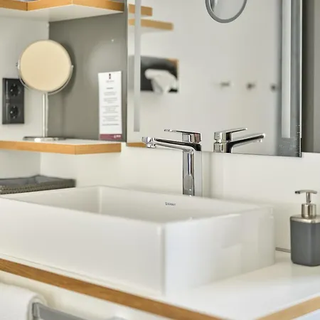 Halfenstube & 1894 Hotel Senheim