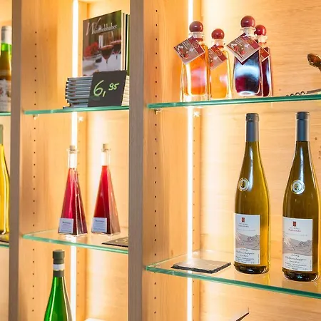 Halfenstube & 1894 Hotel 4*