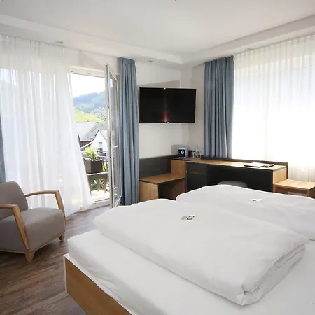 Halfenstube & 1894 센하임