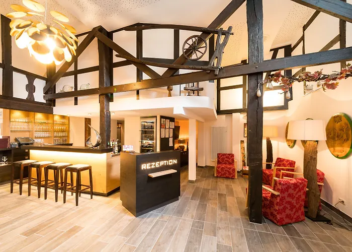 Halfenstube & 1894 4* Senheim