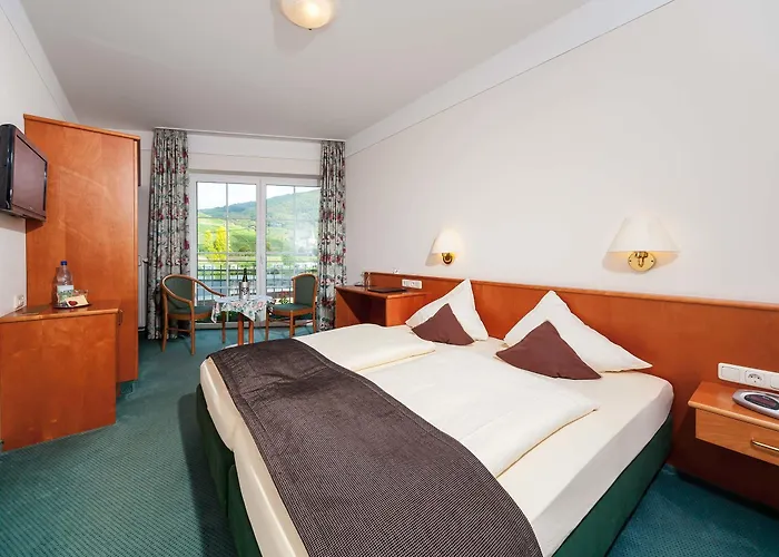 Halfenstube & 1894 Hotel 4*