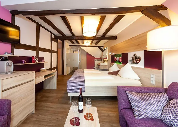 Halfenstube & 1894 4* Senheim