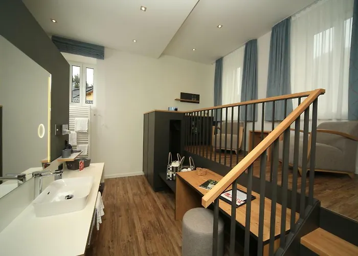 Halfenstube & 1894 Hotel 4*